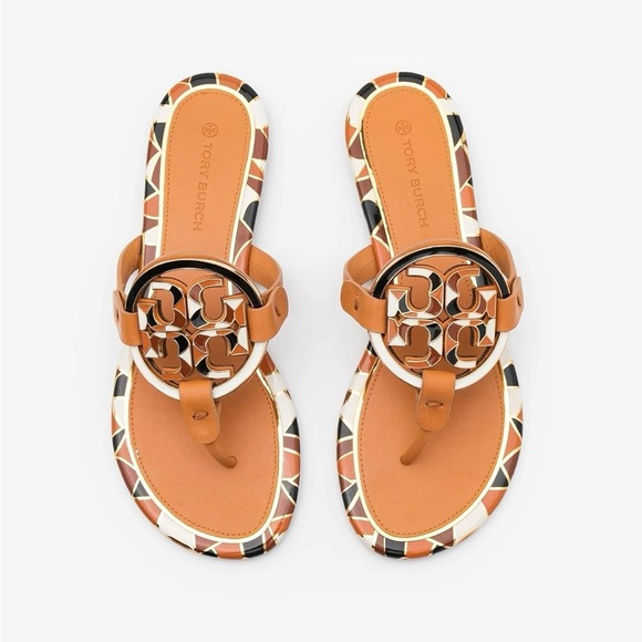 Tory Burch Enamel Miller Leather Thong Sandals Elba Camello size 6,5M. NWOT - Picture 1 of 10